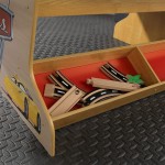 Pista de viteza pentru curse  Cars 3 cu masuta - Disney Pixar Florida International Speedway  KidKraft 